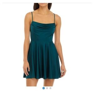 City Triangles Junior's Size 9 Sleeveless Square Neck Satin Fit And Flare Dress